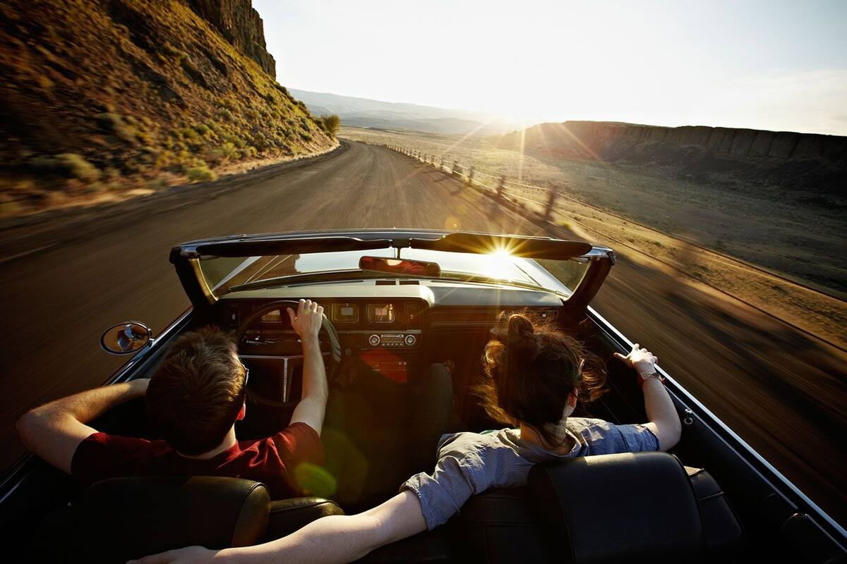 Top 10 esenciales que debes llevar en tu viaje por carretera