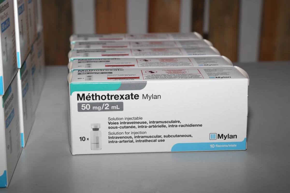 Farmacéuticas cuestionan a AMLO por compras en el extranjero; anteriormente fueron acusadas de causar desabasto
