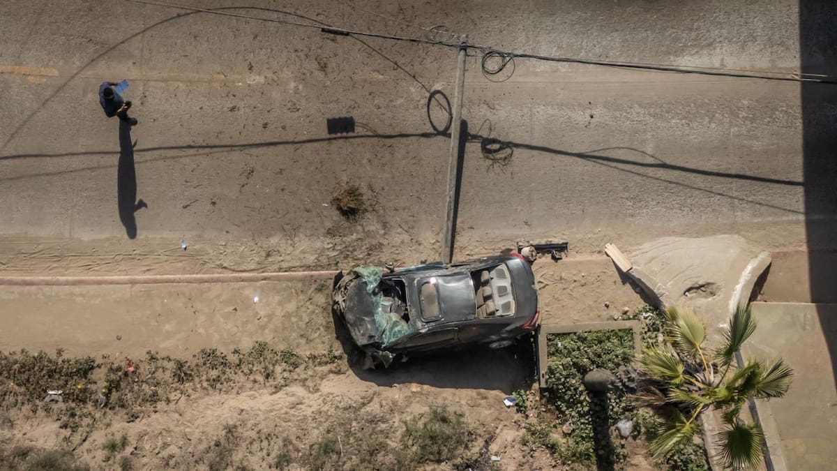 Un vehículo perdió el control, impactó infraestructura y provocó cierre parcial de la vialidad. Foto: Border Zoom