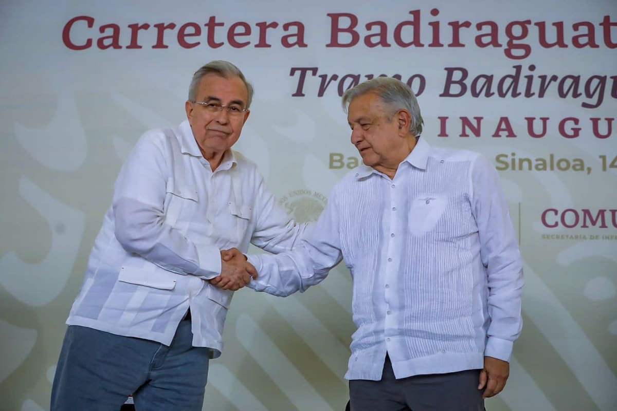 El gobernador de Sinaloa, Rubén Rocha Moya junto al expresidente Andrés Manuel López Obrador en una fotografía de archivo. | Crédito: X @rochamoya_