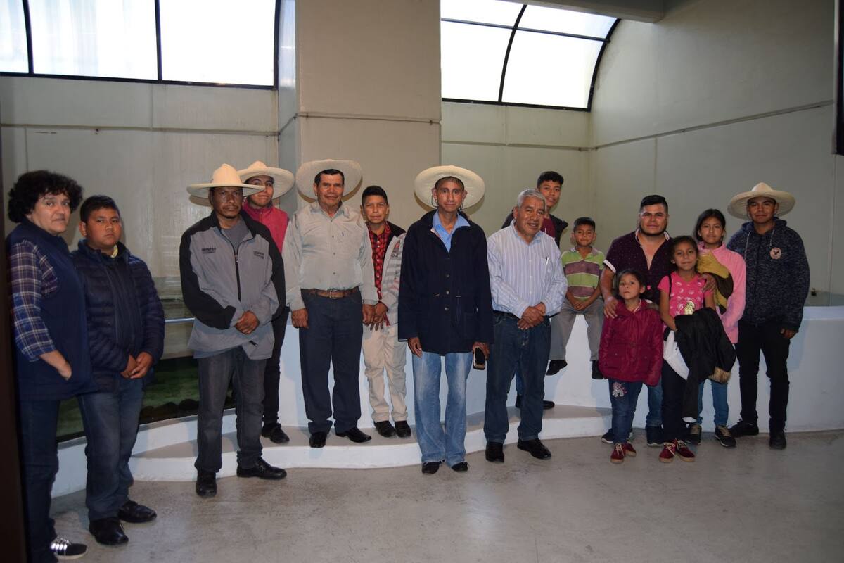 Niños purépechas y músicos michoacanos visitan Acuario del Cecut