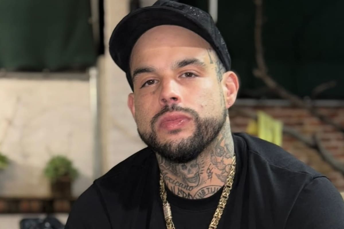 Señalan a exnovia de Emiliano Aguilar de intentar atentar contra la vida del rapero: “lo intentó acuchillar”