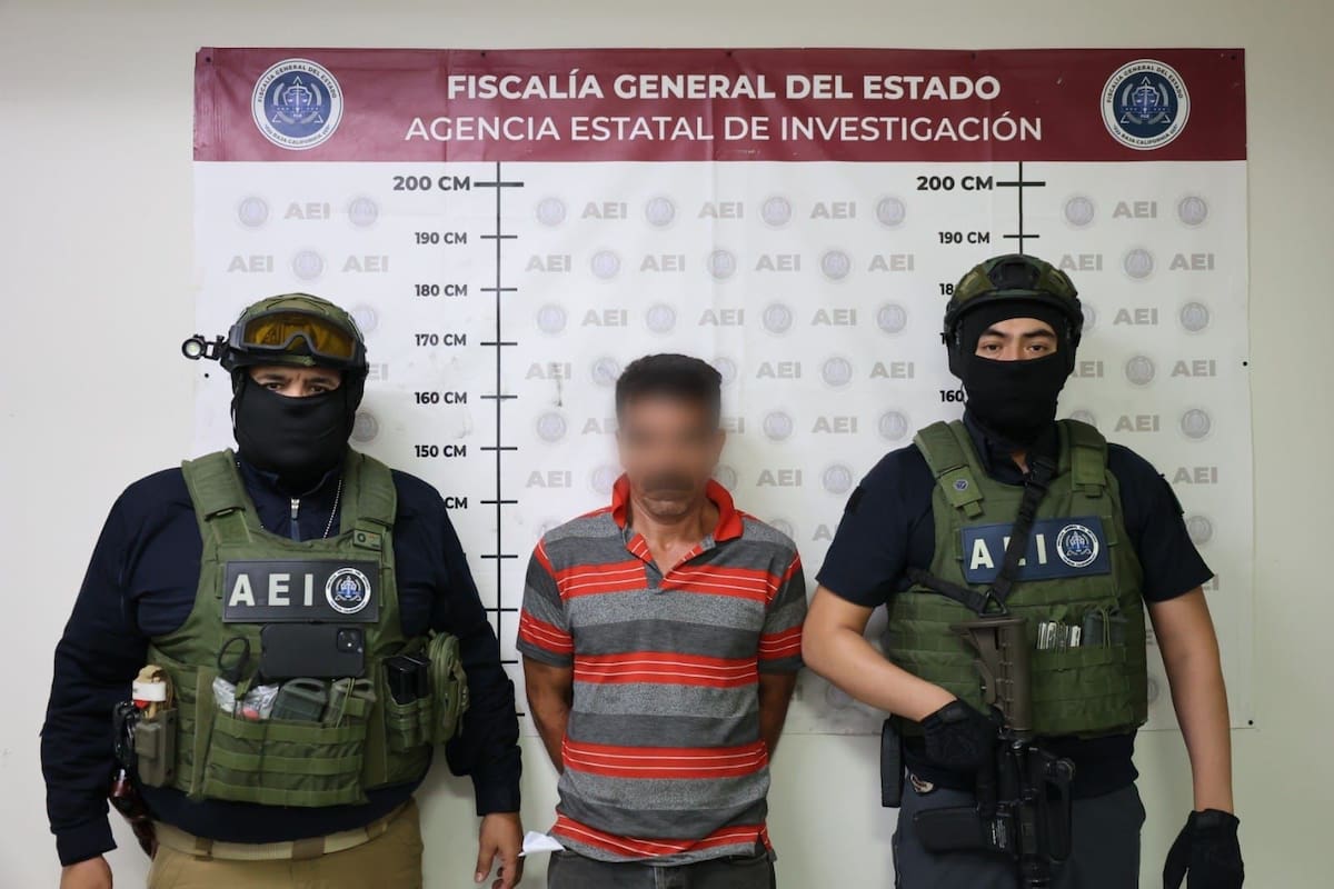 Tras semanas prófugo, capturan a acusado de disparar contra policías municipales