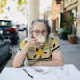 Científicos australianos relacionan el consumo elevado de café con una menor densidad de los huesos en mujeres mayores y señalan que beber más de cinco tazas al día podría no ser recomendable, especialmente entre quienes también tienen un alto consumo de alcohol