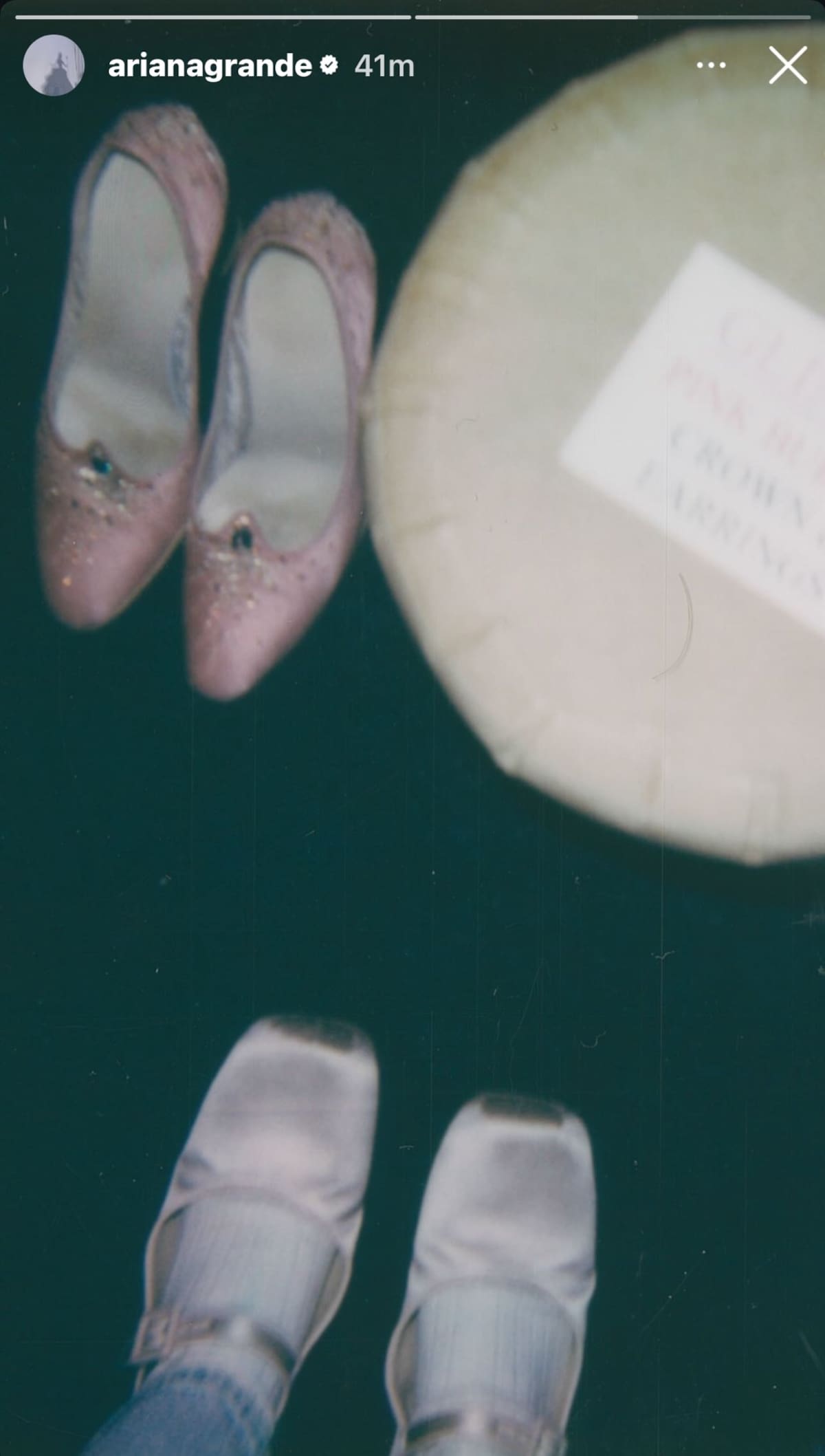 Historia de Ariana Grande en Instagram