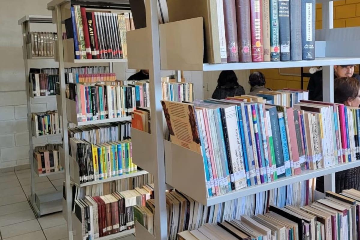 Llega Feria del Libro de bajo costo al Palacio Municipal de Rosarito