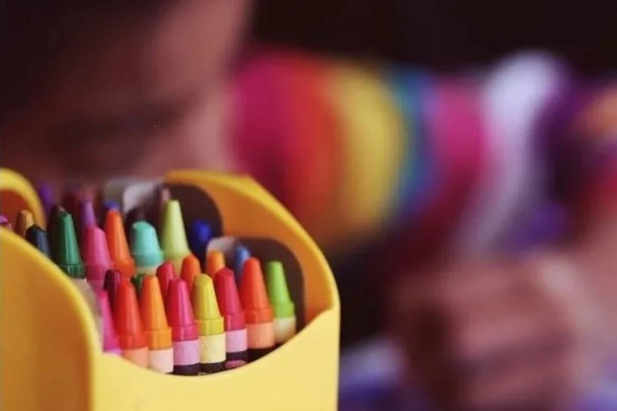 Padres de familia denuncian retrasos en asignación de maestros