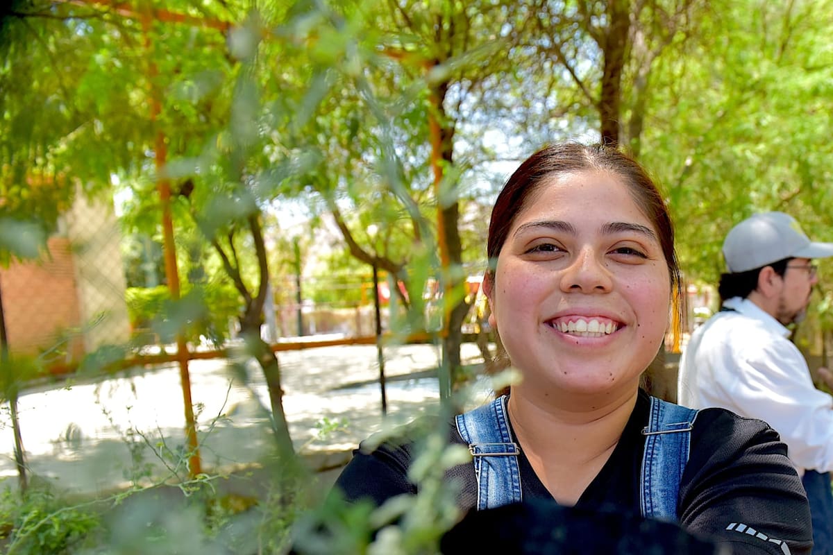 Árboles que requieren menos agua y ayudan a generar sombra llegarán a más hogares de Hermosillo con una nueva entrega gratuita de nueve especies nativas este viernes en el Vivero Municipal