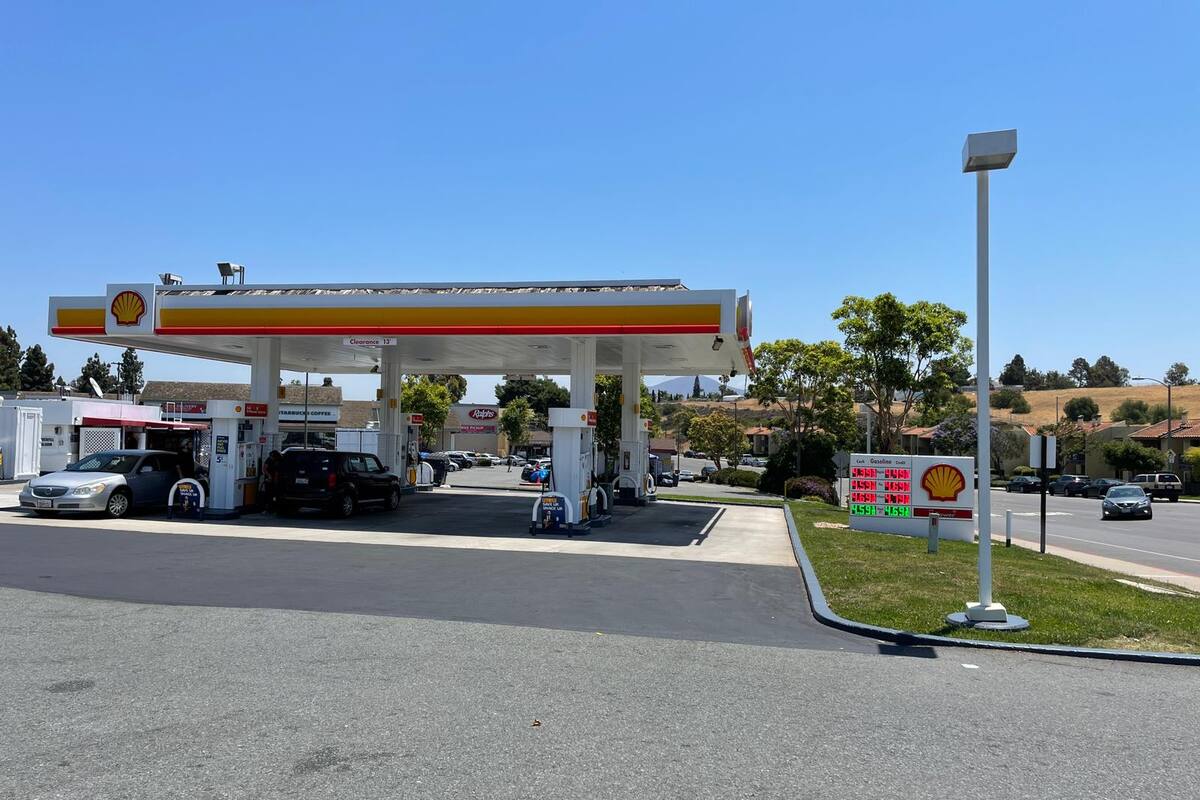 Incrementa en California precio de la gasolina