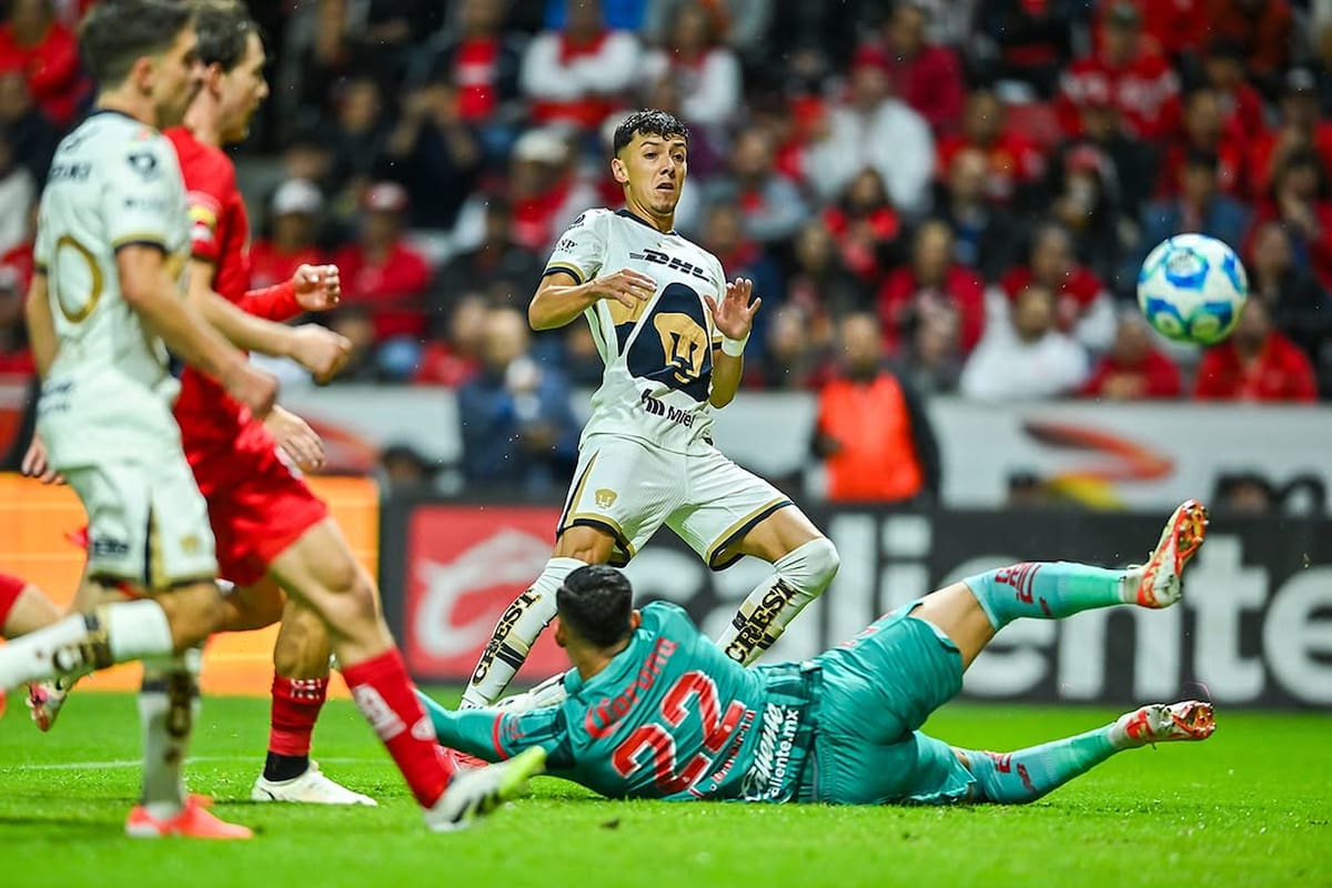 Pumas y Toluca se reparten puntos