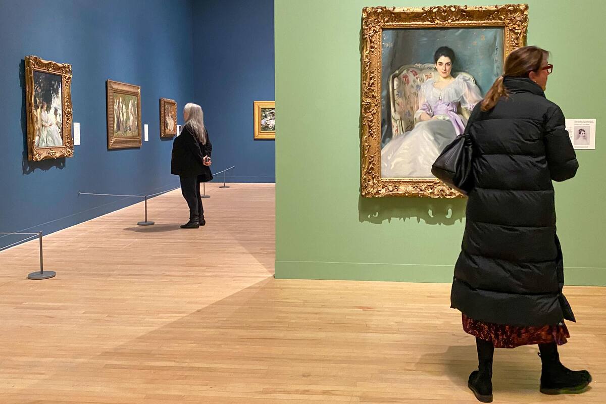 Retratos de J.S Sargent y trajes de épica se funden en exposición