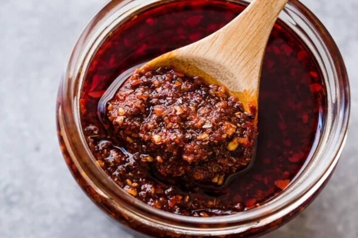 Descubre qué es la salsa macha y cómo prepararla