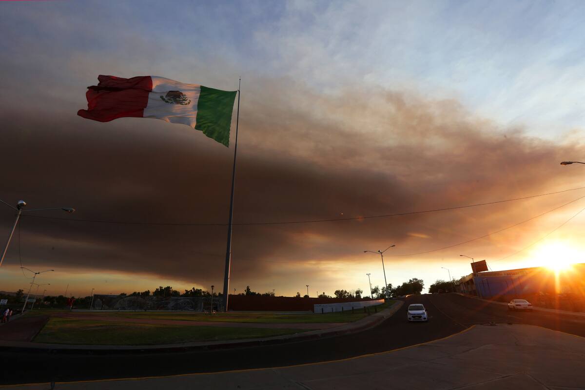 Sorprende Luna roja; es a causa de incendio