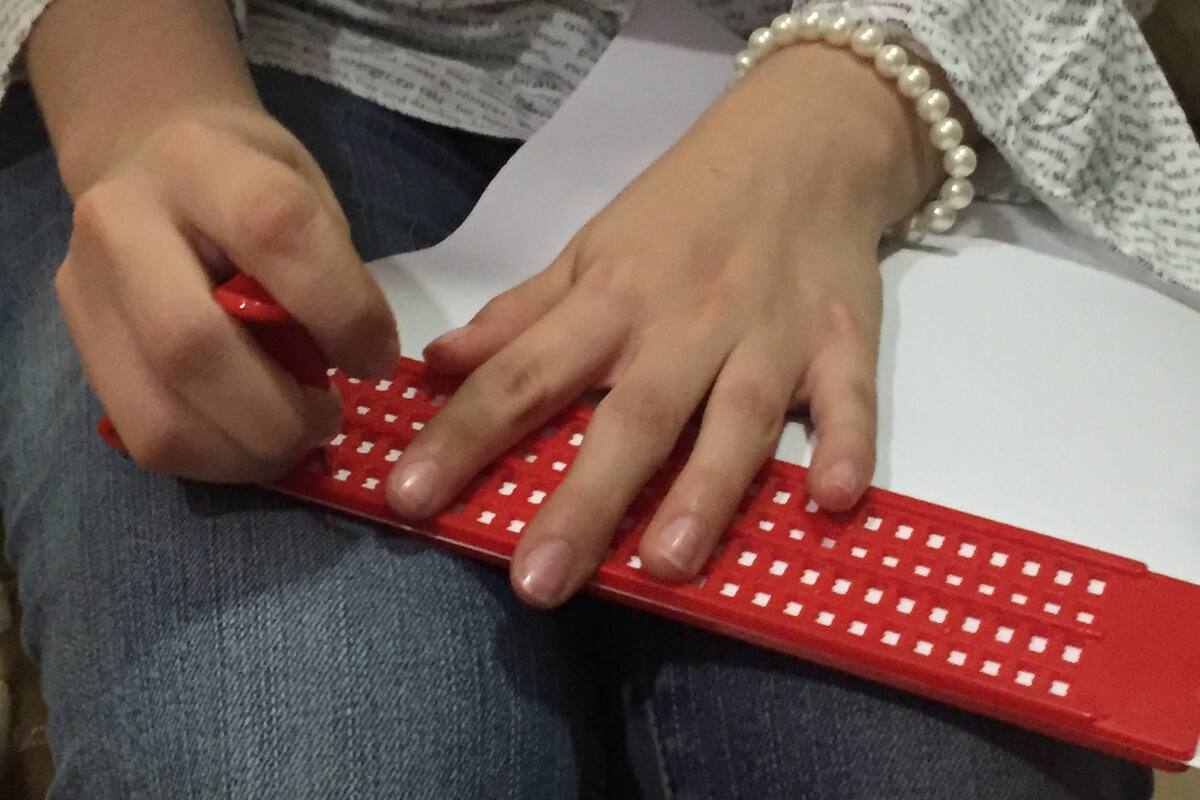 Braille abre puertas a personas ciegas