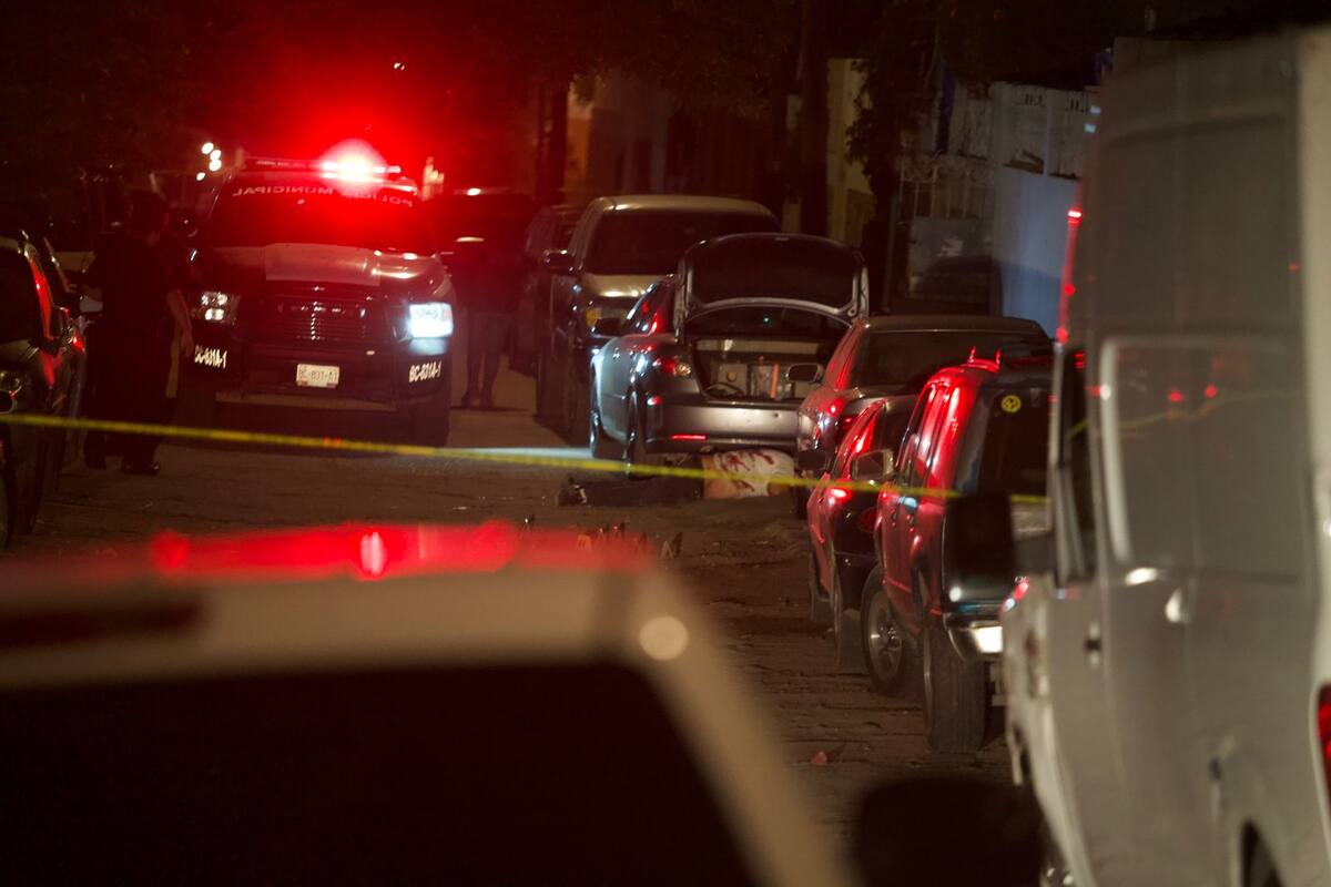 Ejecutan a dos hombres en callejón de la colonia Libertad