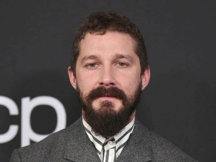 Filtran video de Shia LaBeouf sometido en plena calle durante Mardi Gras y su arresto desata debate en redes