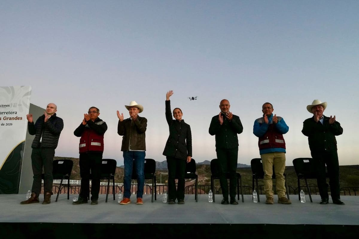 Claudia Sheinbaum y Alfonso Durazo inauguran carretera Bavispe–Nuevo Casas Grandes con una inversión de 1,822 millones de pesos que beneficiará a comunidades de Sonora y Chihuahua