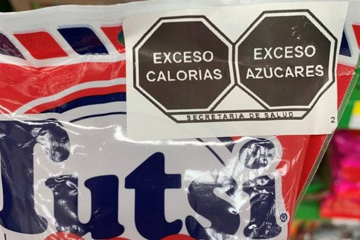 Expertos celebran veto de dibujos animados en empaques de alimentos en México