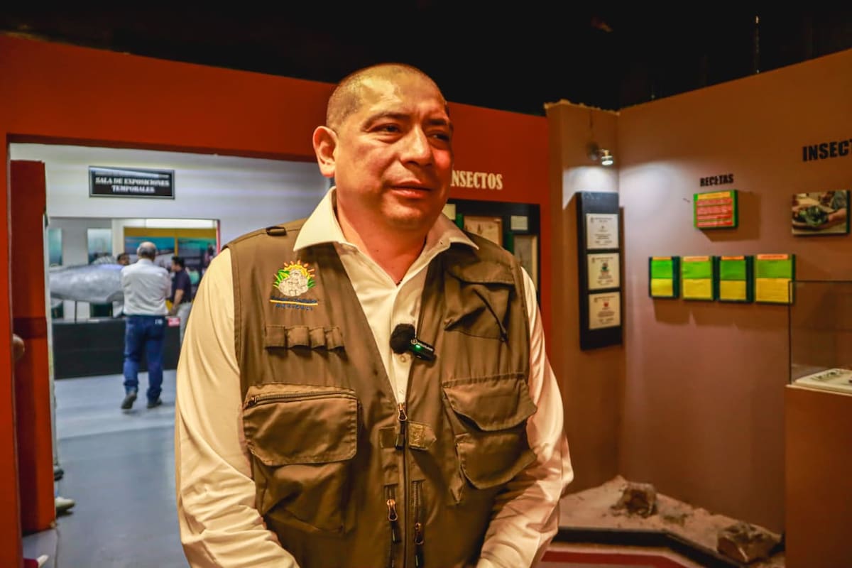 El director del Bosque y Zoológico de la Ciudad, Giovanni López Rodríguez, destacó que esta exposición forma parte de una estrategia de colaboración impulsada por la presidenta municipal l Foto: Andres O. Farrera