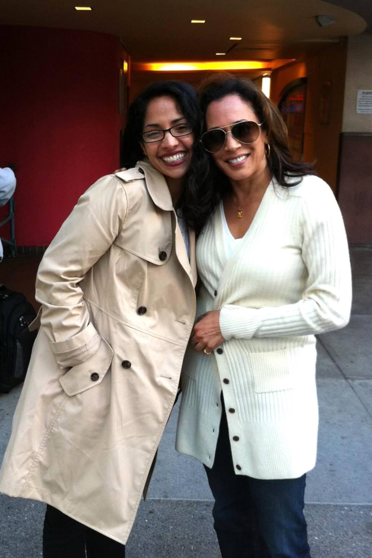 La vicepresidenta de EU, Kamala Harris, junto a su prima mexicana. (Foto: EFE/ Álbum Sharada Balachandran Orihuela)
