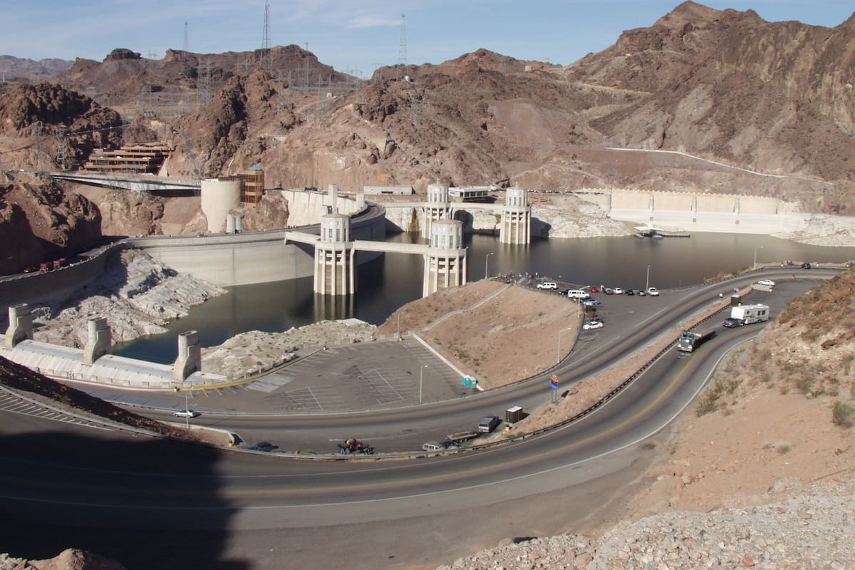 La maravillosa y horrible historia de la presa Hoover, que actualmente enfrenta niveles de agua crítico