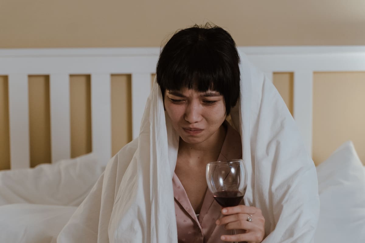 Los 4 mejores alimentos para superar una resaca y 4 que debes evitar