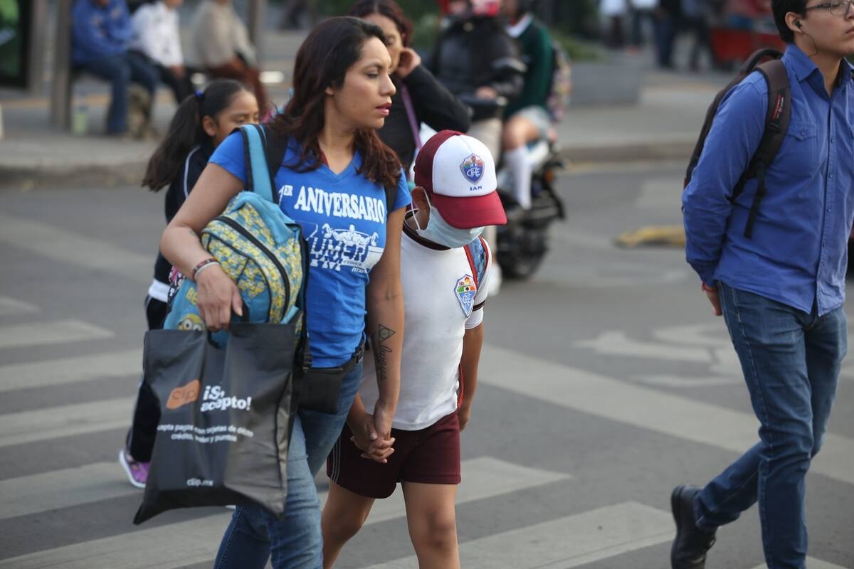 Por pandemia, SEP alarga suspensión de clases hasta el 30 de abril