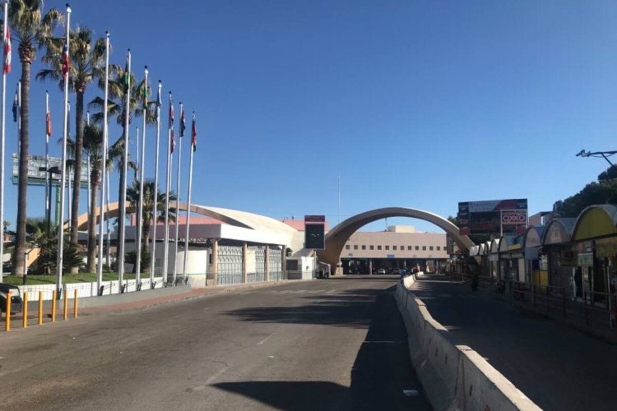 Amplían lo que incluye como cruces esenciales que podrán cruzar frontera a EU