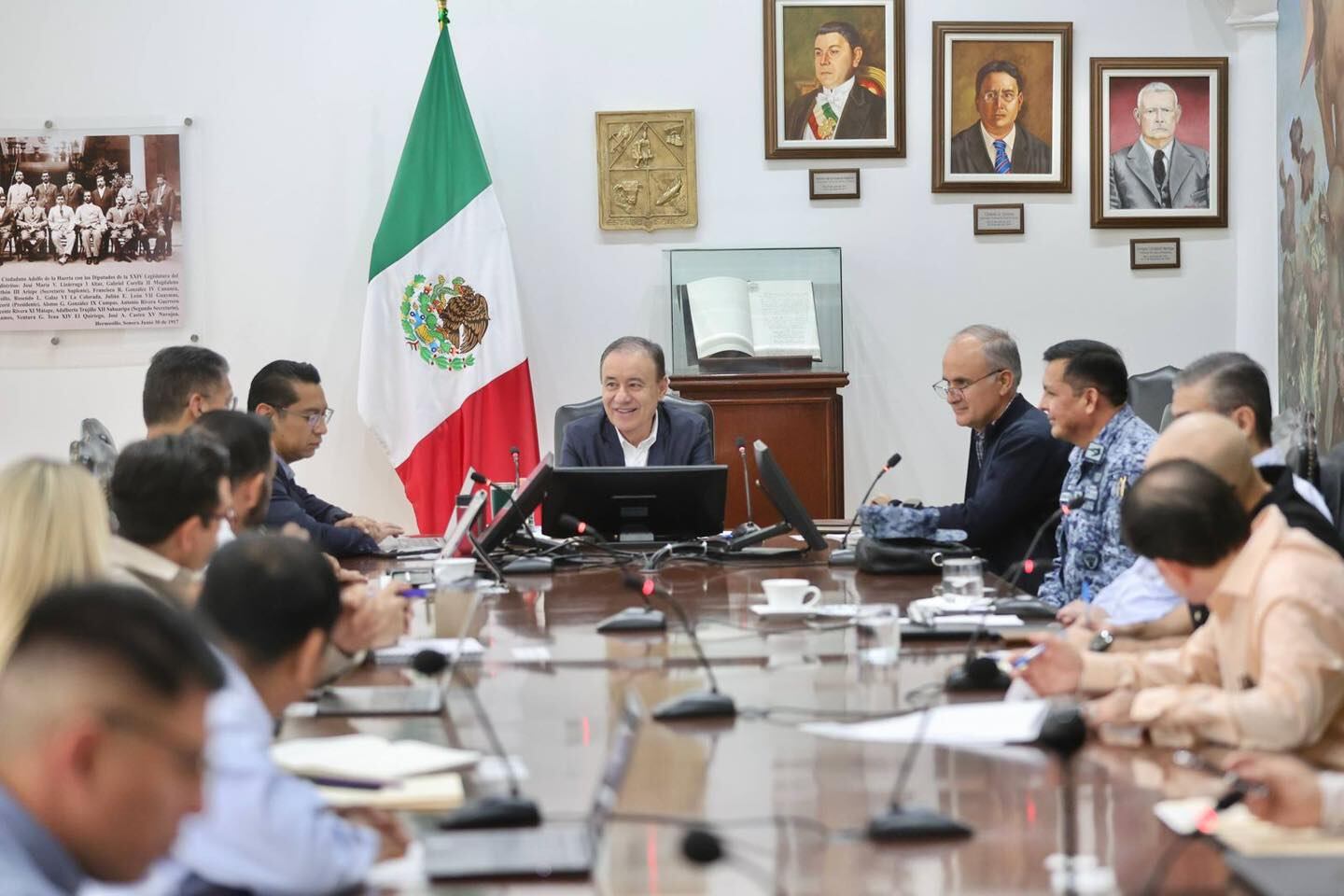 El gobernador Alfonso Durazo dijo que en abril de 2026 se presentó una disminución de homicidios a 1.83 casos por día. FOTO: ESPECIAL