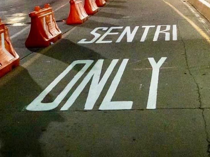 Prevén ampliar casetas Sentri en San Ysidro tras programa piloto en calle Segunda