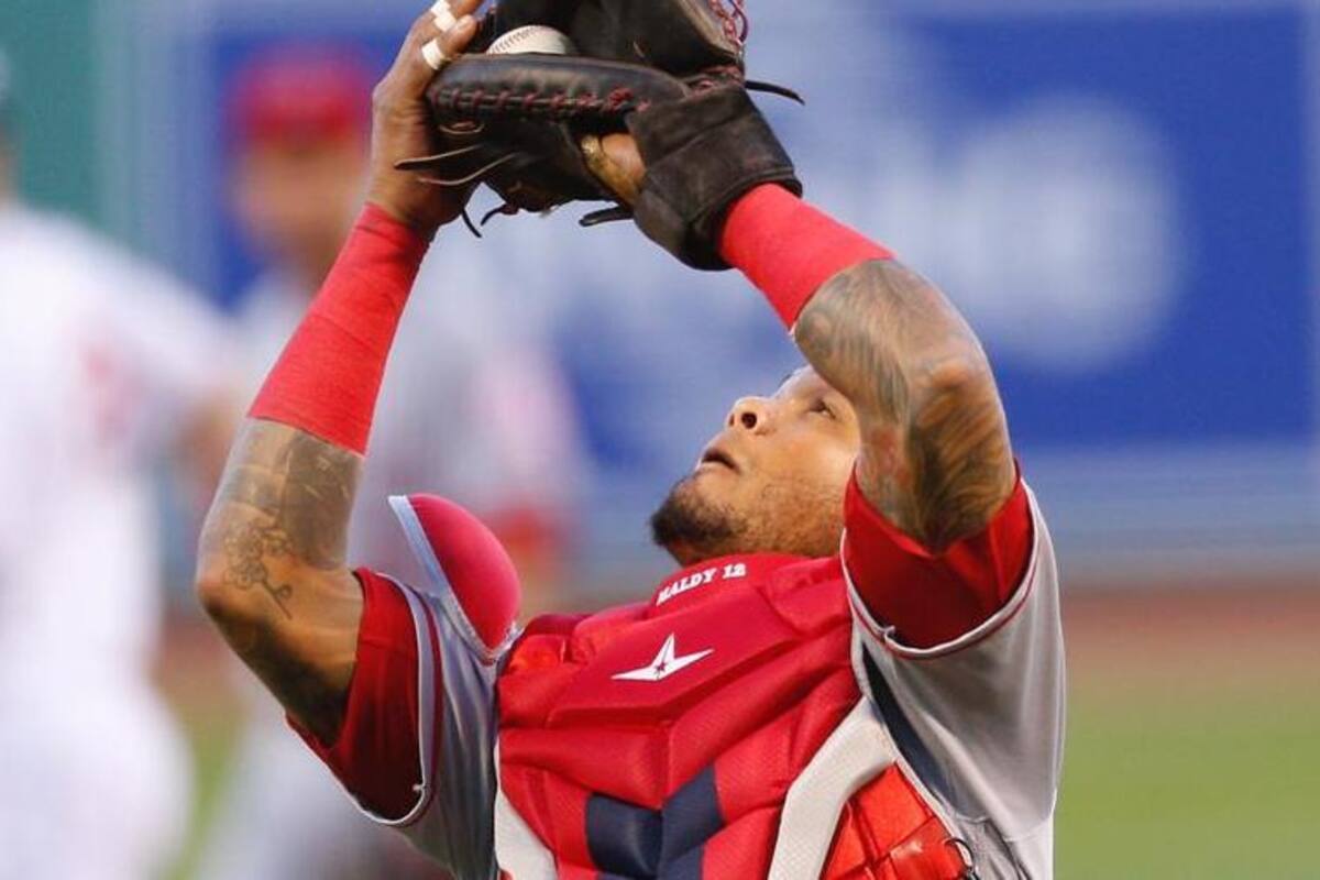 Respaldados por Maldonado los Astros derrotan a los Gigantes por 5-1