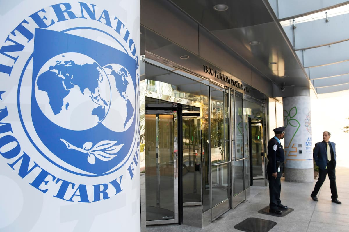 FMI mejora proyecciones económicas globales pese a incertidumbre arancelaria de Trump