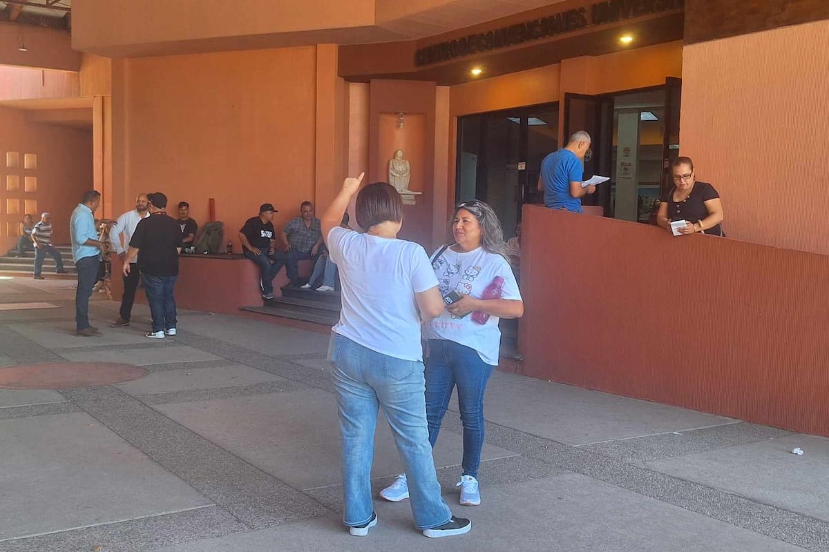 Steus votará último ofrecimiento; decidirán si la huelga acaba