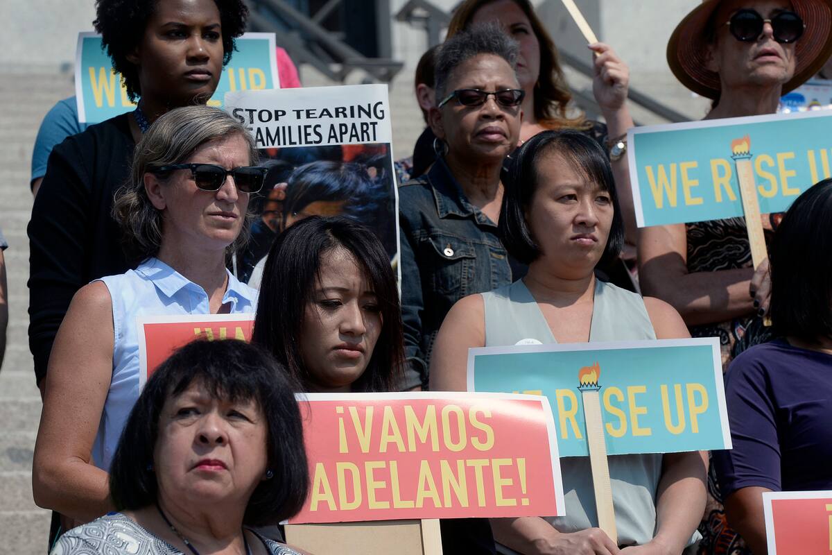 De inmigrantes ilegales a trabajadores legales: Biden respalda el DACA