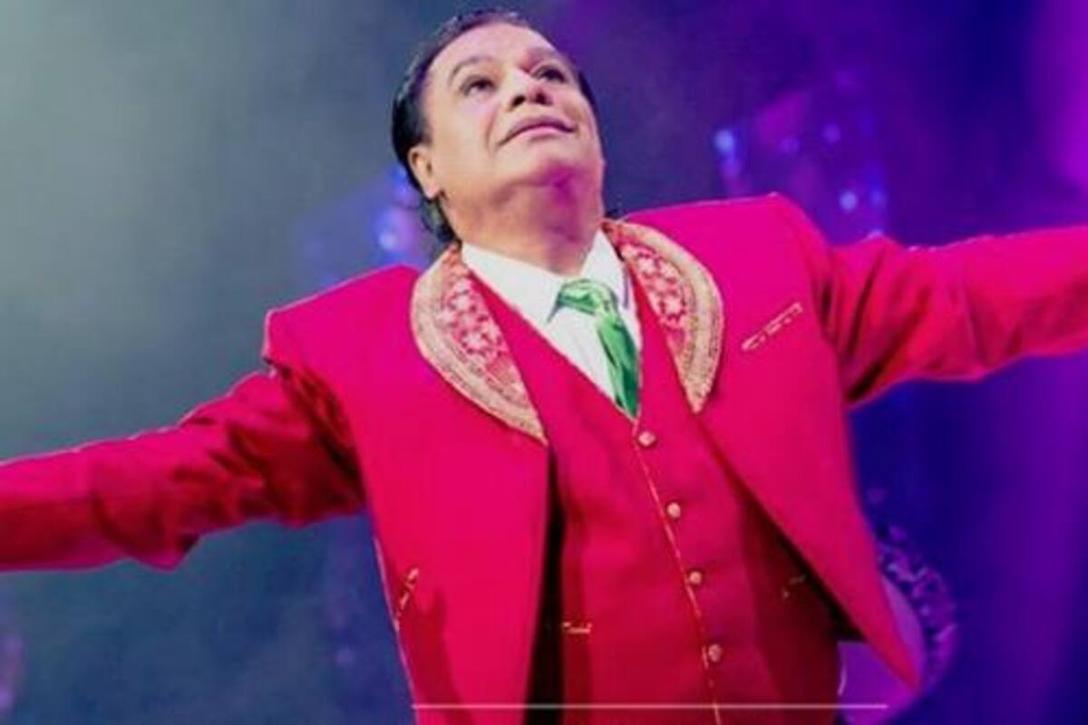 Juan Gabriel tendrá show en Broadway