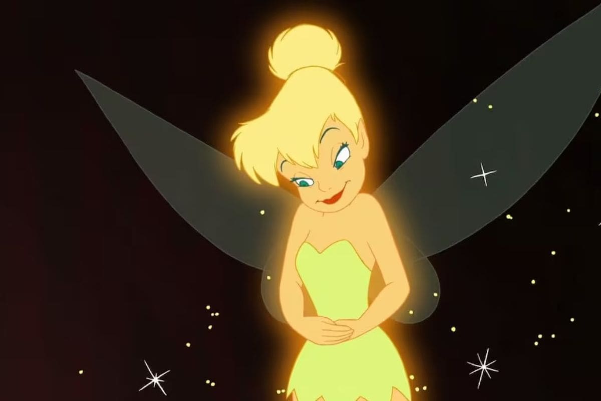 Cómo sería la Campanita de tu infancia en el mundo real si Disney hubiera hecho una adaptación fiel de “Peter Pan”