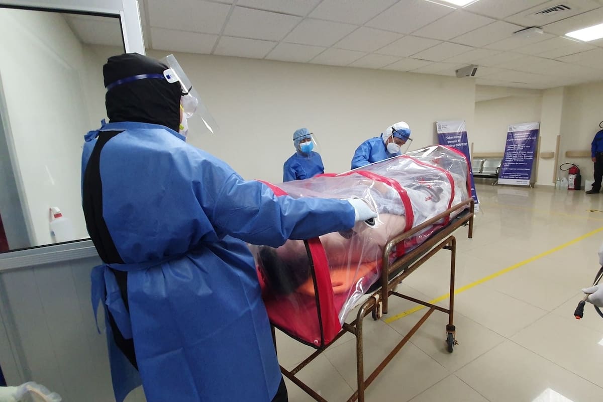 Denuncian falta de especialistas en áreas de terapia intensiva