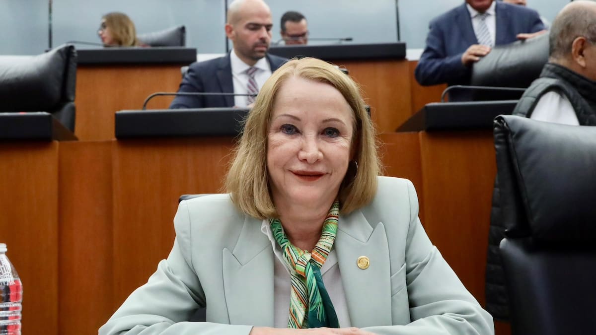 La presidenta del Senado, Laura Itzel Castillo, pidió al titular del Fondo de Cultura Económica, Paco Ignacio Taibo II, disculparse públicamente por sus expresiones sobre escritoras mujeres