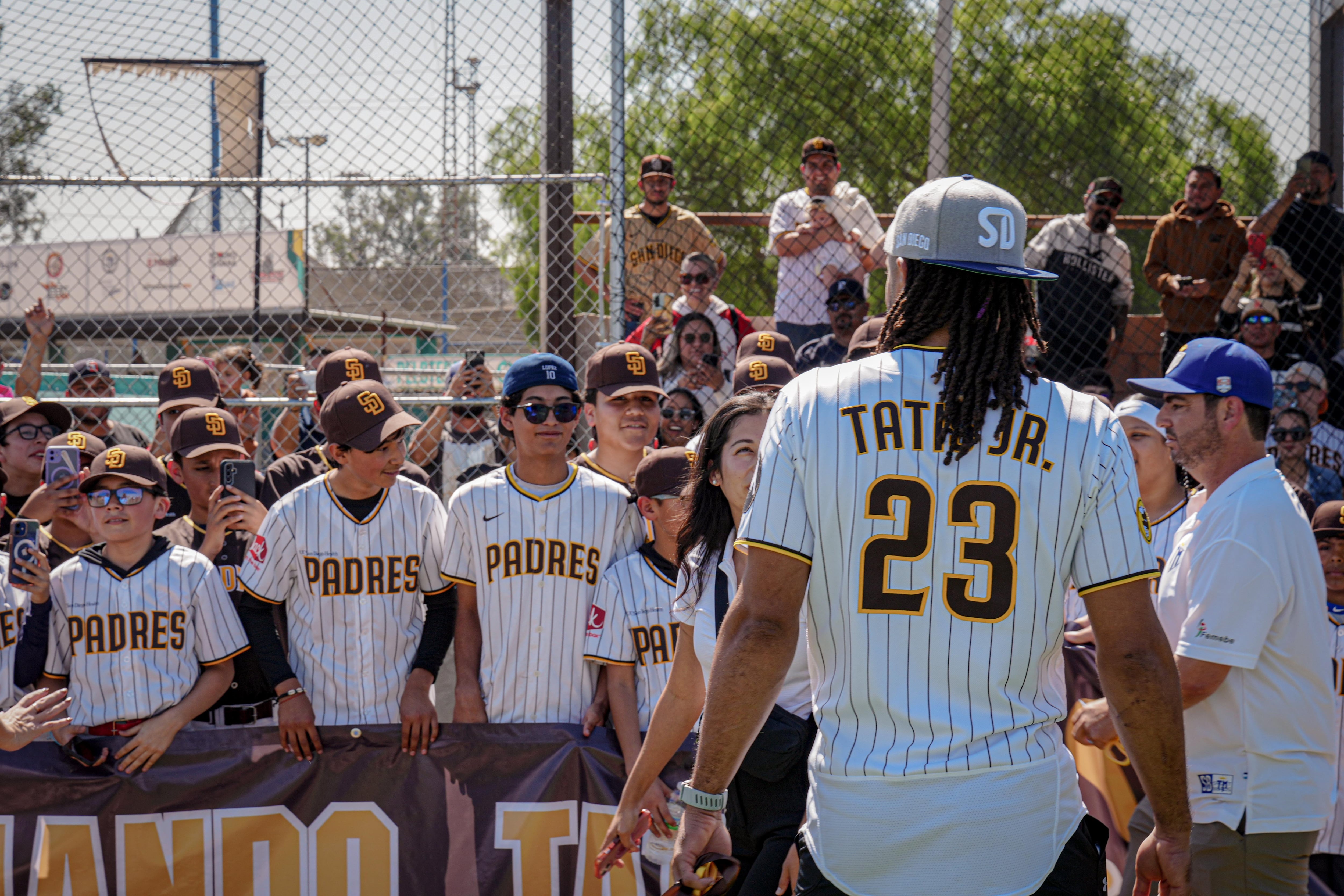 Fernando Tatis Jr tiene un campo a su nombre en la Liga Municipal de Tijuana Foto: Leonardo González