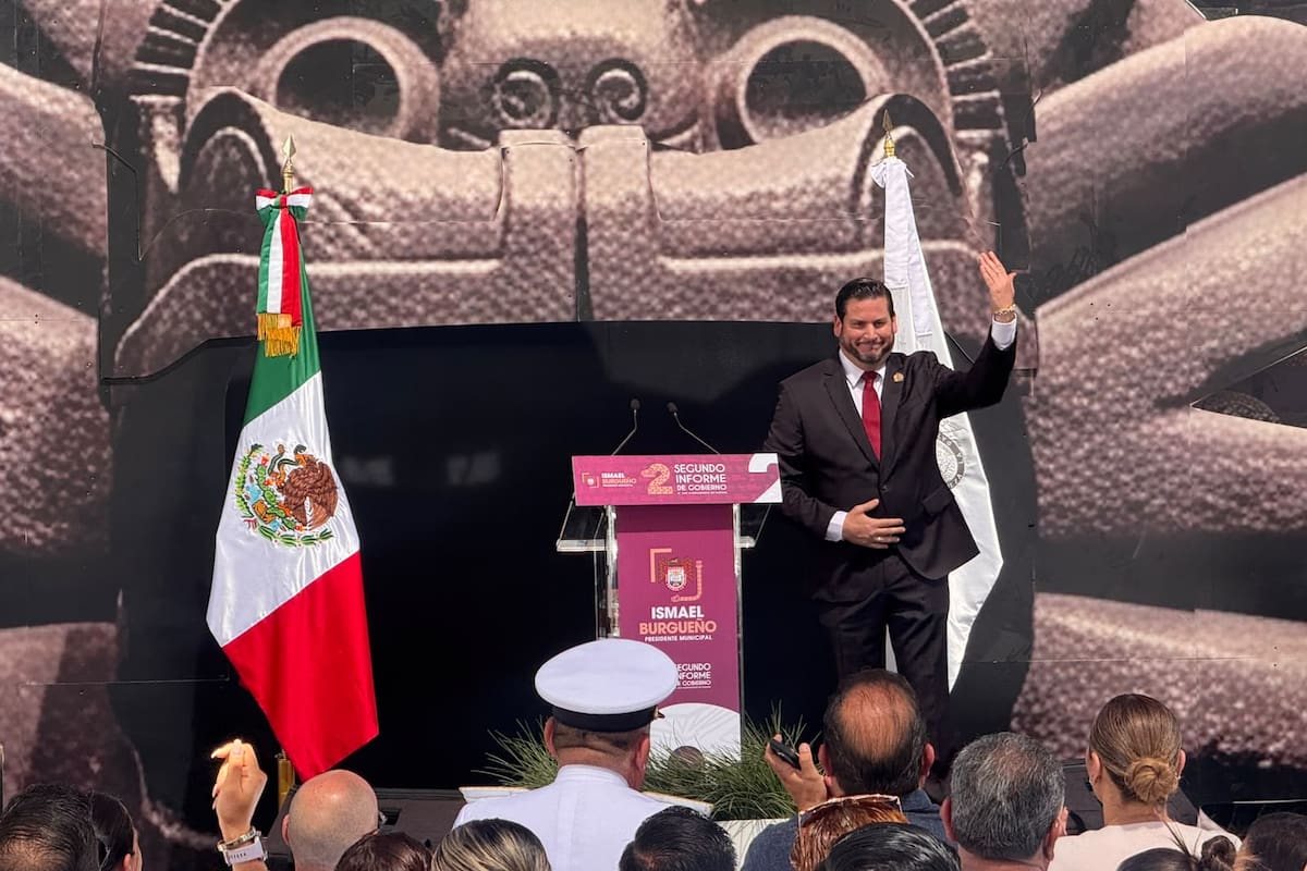 Ismael Burgueño presenta su segundo informe en Tijuana; destaca créditos, refugio para mujeres y obras deportivas
