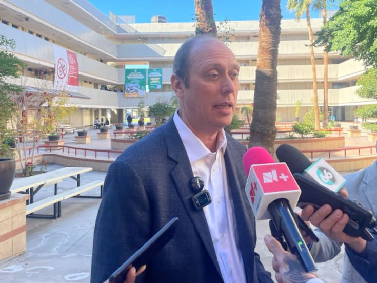 Cónsul de EU reitera obligación de declarar montos mayores a 10 mil dólares