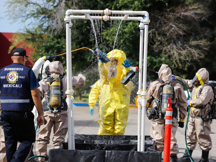 Capacitan en Mexicali a personal de CESPM y Bomberos para atender emergencias con químicos peligrosos