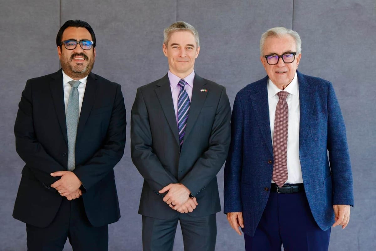 Rubén Rocha Moya se reunió con el Cónsul General de Estados Unidos en Hermosillo, Drew Hoster, en marzo del 2026. | Crédito: Gobierno del estado de Sinaloa