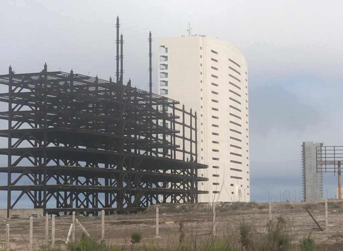 La aplicación del nuevo Impuesto están elevando los costos de cierre de manera drástica y es casi el doble de lo que se pagaba el año anterior. Foto: Carmen Gutierrez