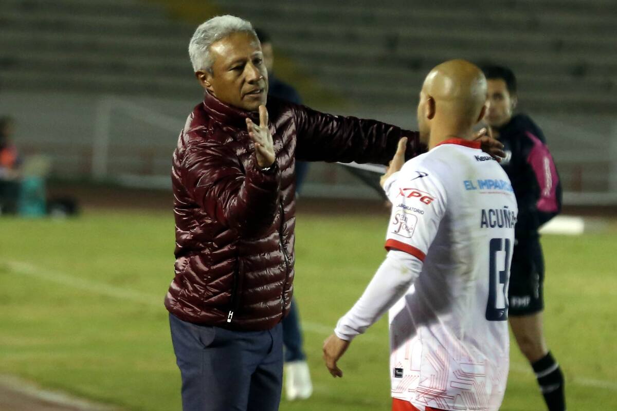 Desconoce Roberto Hernández si Cimarrones seguirán en Hermosillo; le gustaría continuar