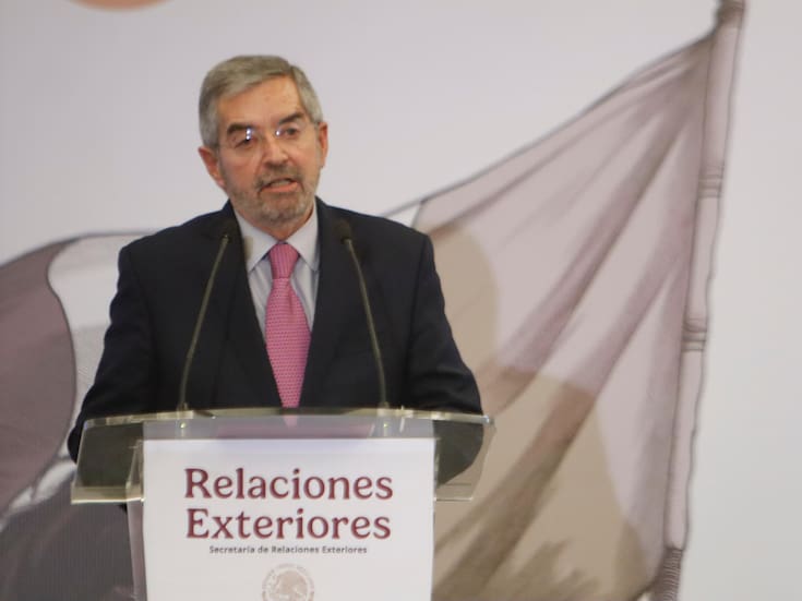 SRE envía llamado de atención a mexicanos que asistan al Super Bowl en California