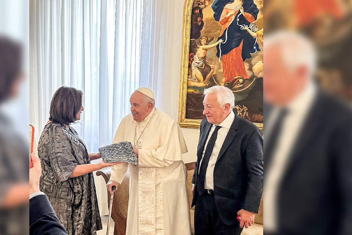 Xóchitl Gálvez habla con el papa Francisco tras visitar la Ciudad del Vaticano