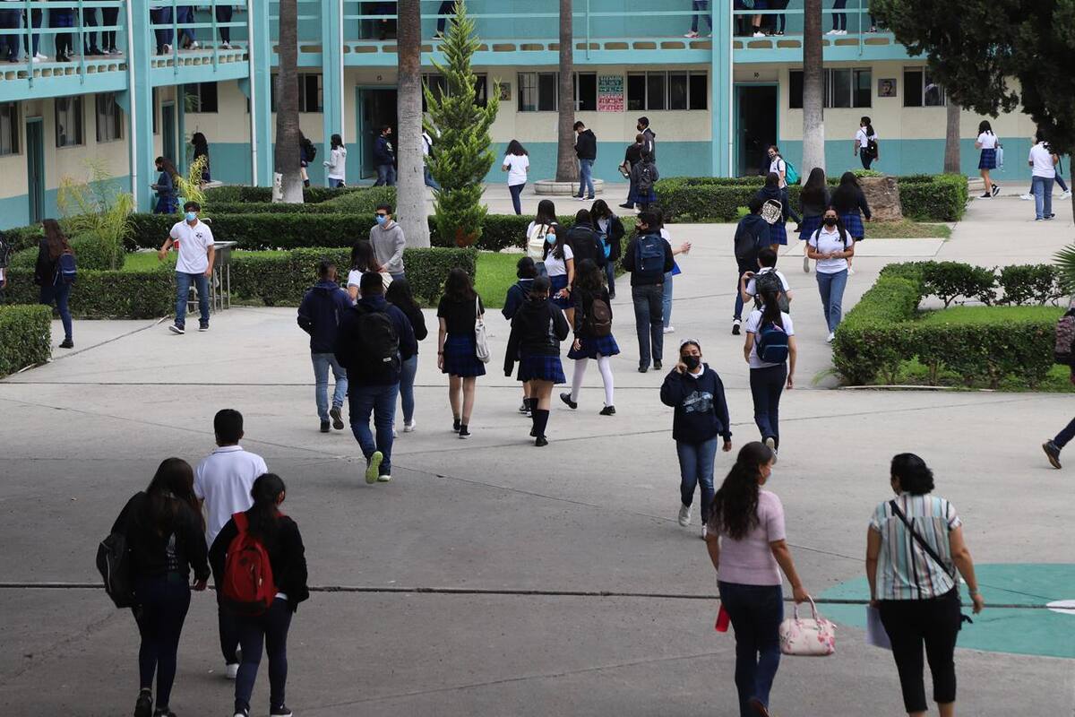 Regresan a clases el 14 de febrero en la 'prepa' Lázaro Cárdenas