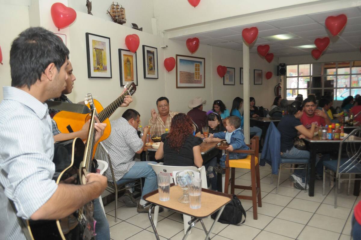 Esperan restauranteros de Sonora buenas ventas este mes por San Valentín y Super Bowl