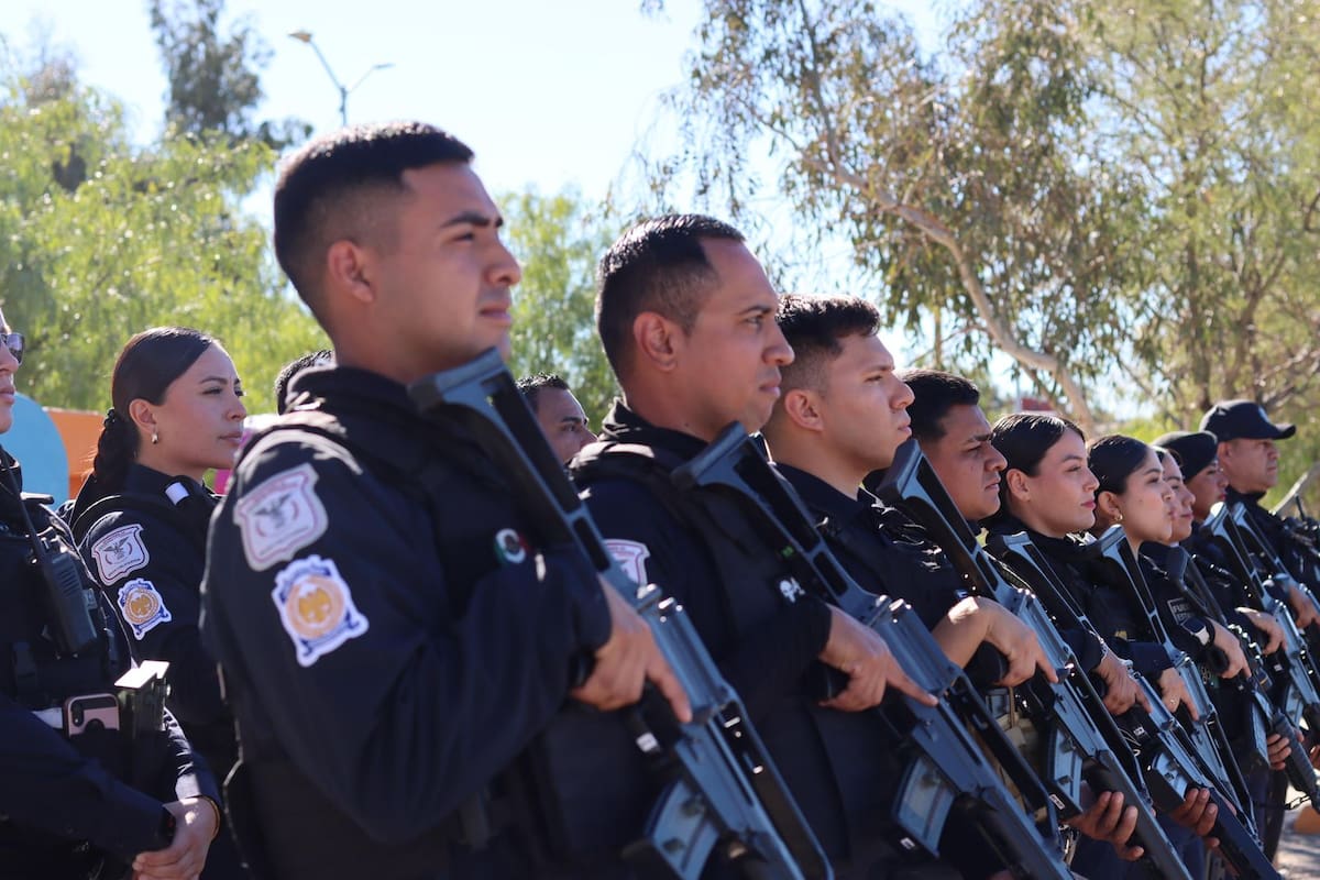 Más de 700 detenidos y 300 armas decomisadas, asegura FESC en BC; capturan a diez personas con órdenes de aprehensión en el extranjero